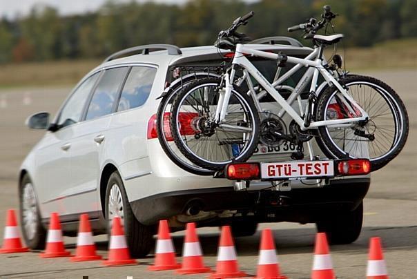 GTÜ testet sechs Fahrradträger fürs Auto. Foto: Auto-Reporter/GTÜ/Emmerling